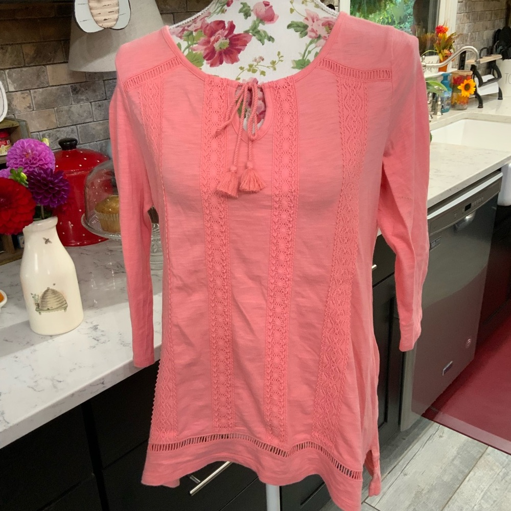 Talbots Crochet Peasant Blouse Coral Pink 3/4 Sleeve Medium Petite Tie At Neck